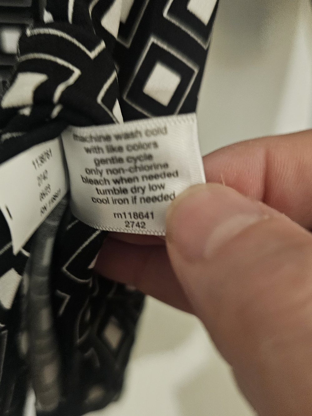 NWT Lane Bryant Black & White Geometric Tunic Blouse - Picture 6 of 11